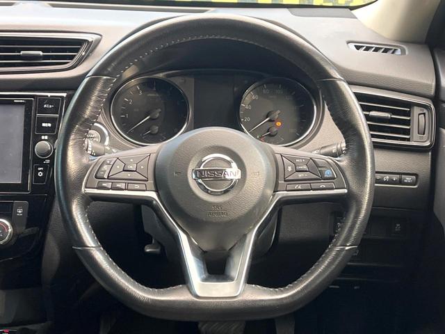 エクストレイル ２０Ｘｉ　禁煙車　純正９インチナビ　全周囲カメラ　衝突軽減　プロパイロット　パワーバックドア　純正１８インチアルミ　４ＷＤ　シートヒーター　スマートキー　電動パーキングブレーキ　ＬＥＤヘッドライト（11枚目）