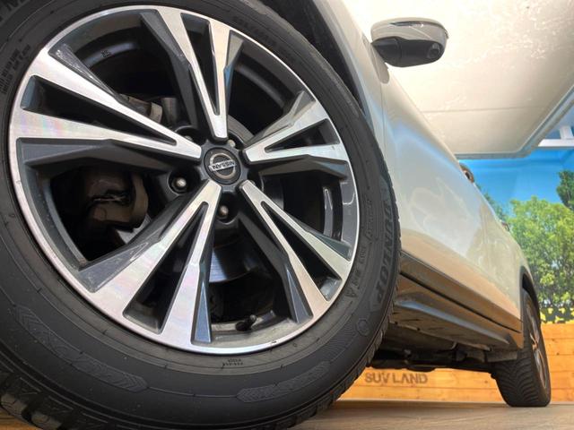 エクストレイル ２０Ｘｉ　禁煙車　純正９インチナビ　全周囲カメラ　衝突軽減　プロパイロット　パワーバックドア　純正１８インチアルミ　４ＷＤ　シートヒーター　スマートキー　電動パーキングブレーキ　ＬＥＤヘッドライト（13枚目）