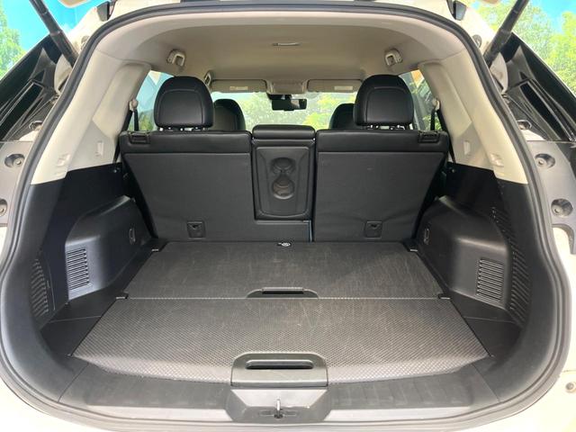 エクストレイル ２０Ｘｉ　禁煙車　純正９インチナビ　全周囲カメラ　衝突軽減　プロパイロット　パワーバックドア　純正１８インチアルミ　４ＷＤ　シートヒーター　スマートキー　電動パーキングブレーキ　ＬＥＤヘッドライト（36枚目）