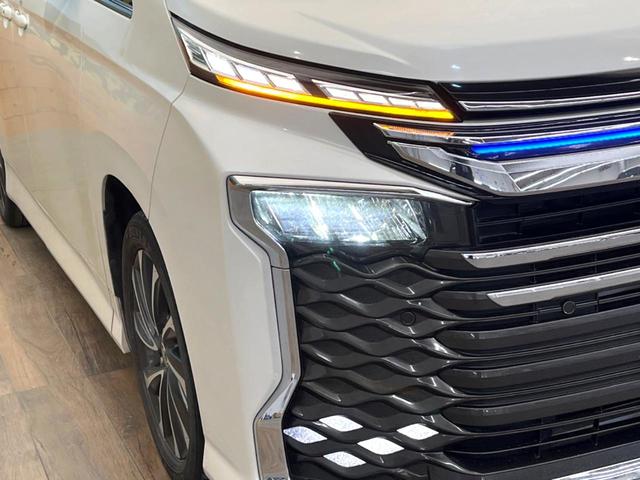 ヴォクシー Ｓ－Ｚ　禁煙車　１０．５インチディスプレイオーディオ　快適利便ＰＫＧ　モデリスタフロントグリル　両側電動スライドドア　パワーバックドア　ＬＥＤヘッド　ＥＴＣ　純正１７インチアルミ　オットマン（13枚目）