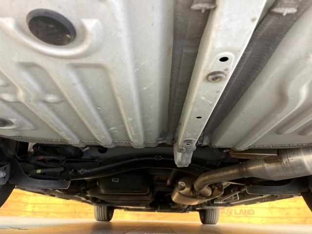 ヴォクシー Ｓ－Ｚ　禁煙車　１０．５インチディスプレイオーディオ　快適利便ＰＫＧ　モデリスタフロントグリル　両側電動スライドドア　パワーバックドア　ＬＥＤヘッド　ＥＴＣ　純正１７インチアルミ　オットマン（19枚目）