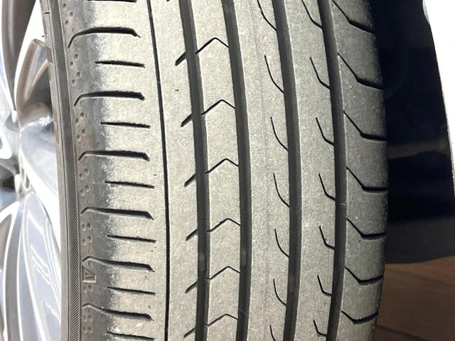 ヴォクシー Ｓ－Ｚ　禁煙車　１０．５インチディスプレイオーディオ　快適利便ＰＫＧ　モデリスタフロントグリル　両側電動スライドドア　パワーバックドア　ＬＥＤヘッド　ＥＴＣ　純正１７インチアルミ　オットマン（26枚目）