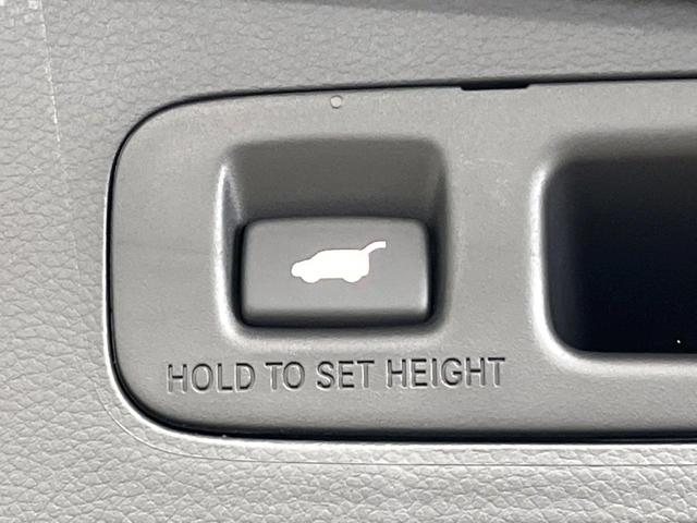 ステップワゴン スパーダ　登録済未使用車　純正１１型ナビ　バックカメラ　オットマン　ホンダセンシング　両側電動スライドドア　アダプティブクルーズ　パワーバックドア　パドルシフト　ＬＥＤヘッドライト　電動パーキングブレーキ（6枚目）