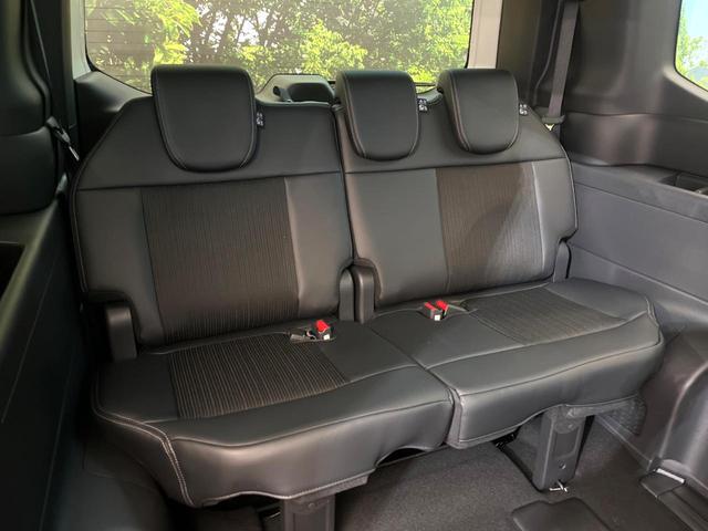 ステップワゴン スパーダ　登録済未使用車　純正１１型ナビ　バックカメラ　オットマン　ホンダセンシング　両側電動スライドドア　アダプティブクルーズ　パワーバックドア　パドルシフト　ＬＥＤヘッドライト　電動パーキングブレーキ（10枚目）