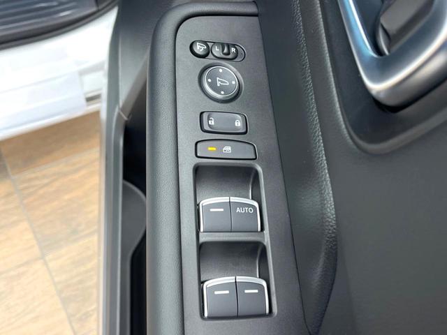ステップワゴン スパーダ　登録済未使用車　純正１１型ナビ　バックカメラ　オットマン　ホンダセンシング　両側電動スライドドア　アダプティブクルーズ　パワーバックドア　パドルシフト　ＬＥＤヘッドライト　電動パーキングブレーキ（44枚目）