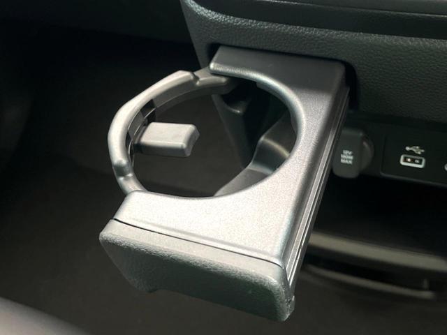 ステップワゴン スパーダ　登録済未使用車　純正１１型ナビ　バックカメラ　オットマン　ホンダセンシング　両側電動スライドドア　アダプティブクルーズ　パワーバックドア　パドルシフト　ＬＥＤヘッドライト　電動パーキングブレーキ（66枚目）