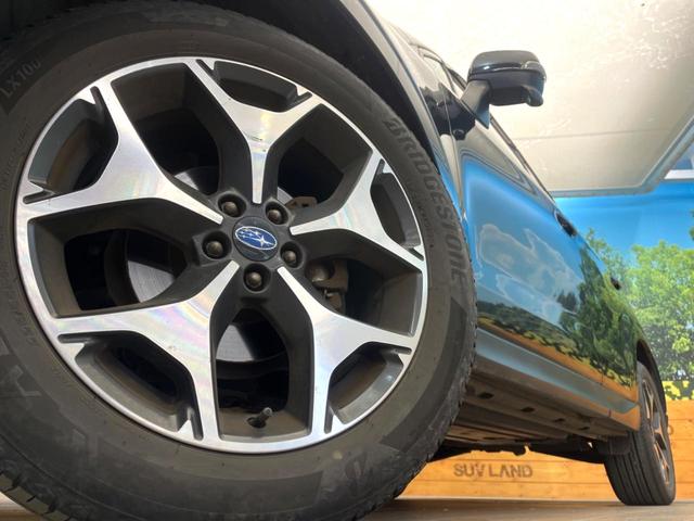 フォレスター Ｓ－リミテッド　純正ナビ　アイサイト　禁煙車　全席シートヒーター　バックカメラ　ブラインドスポットモニター　前席パワーシート　レーダークルーズコントロール　ＬＥＤヘッドライト　Ｂｌｕｅｔｏｏｔｈ（13枚目）