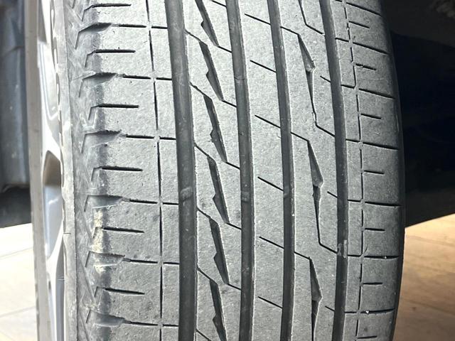 フォレスター Ｓ－リミテッド　純正ナビ　アイサイト　禁煙車　全席シートヒーター　バックカメラ　ブラインドスポットモニター　前席パワーシート　レーダークルーズコントロール　ＬＥＤヘッドライト　Ｂｌｕｅｔｏｏｔｈ（26枚目）