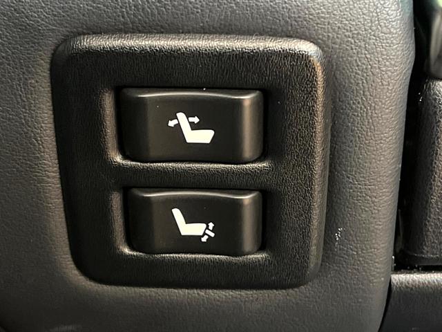 アルファード ２．５Ｓ　Ｃパッケージ　ＢＩＧＸ１１インチナビ　バックカメラ　後席モニター　３眼ＬＥＤヘッド　両側電動スライドドア　両側電動スライドドア　パワーバックドア　ＥＴＣ　純正１８インチアルミ　セーフティセンス　レーダークルーズ（37枚目）