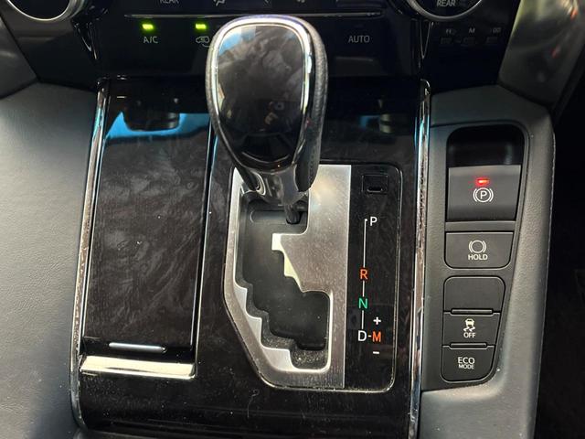 アルファード ２．５Ｓ　Ｃパッケージ　ＢＩＧＸ１１インチナビ　バックカメラ　後席モニター　３眼ＬＥＤヘッド　両側電動スライドドア　両側電動スライドドア　パワーバックドア　ＥＴＣ　純正１８インチアルミ　セーフティセンス　レーダークルーズ（76枚目）