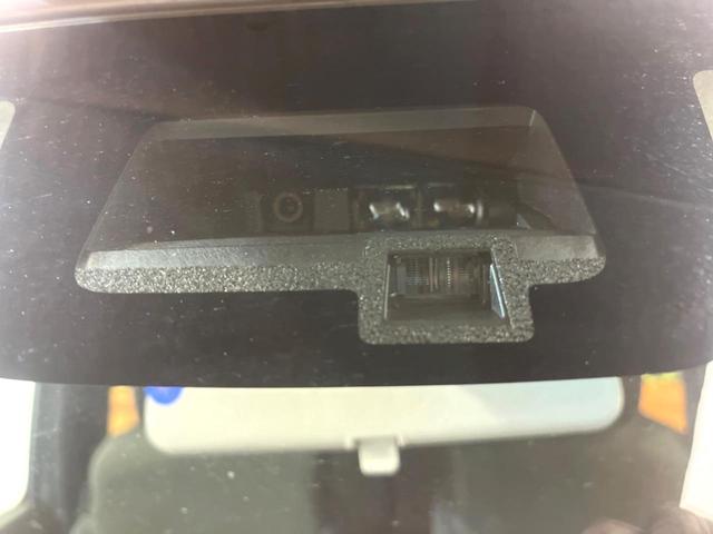 �y�X�Y�L�@�Z�[�t�e�B�T�|�[�g�z���s���ɑO���̎ԗ�����F�����A�Փ˂������Ȏ��͌x��ƃu���[�L�ŏՓˉ���Ɣ�Q�y�����A�V�X�g�B�����S�Ƀh���C�u�����y���݂��������܂��B