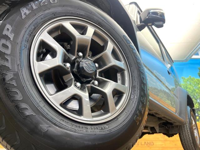 �y�����P�T�C���`�A���~�z�C�[���z�O�ςɃ}�b�`���������A���~�z�C�[���𑕒����Ă���܂��B�e��ЊO�A���~�z�C�[����A�X�^�b�h���X�^�C�����戵�����Ă���܂��B���񂲑��k����������