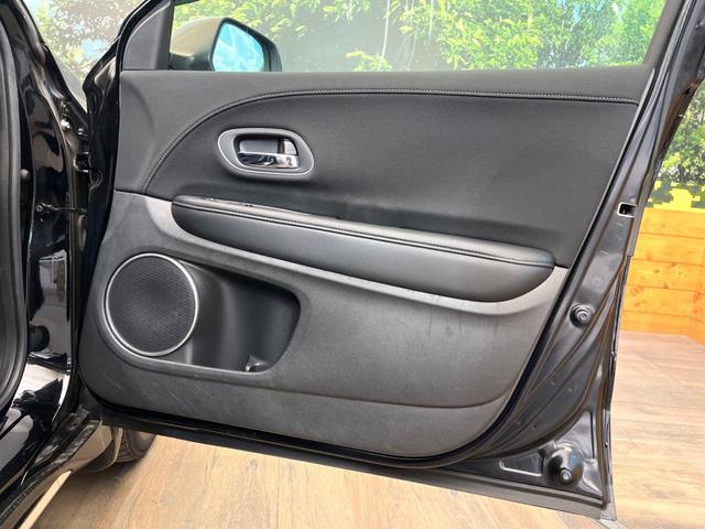 ヴェゼル ハイブリッドZ・ホンダセンシング 禁煙車 純正ナビ バックカメラ ホンダセンシング アダプティブクルーズ ハーフレザーシート ドラレコ スマートキー LEDヘッド ETC 純正17インチアルミ オートライト(30枚目)