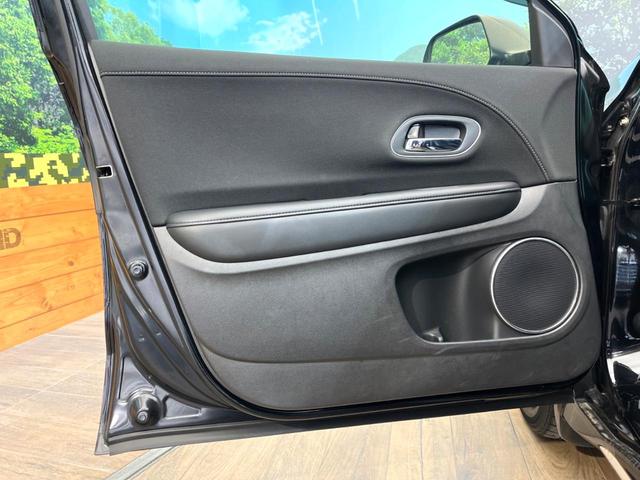 ヴェゼル ハイブリッドZ・ホンダセンシング 禁煙車 純正ナビ バックカメラ ホンダセンシング アダプティブクルーズ ハーフレザーシート ドラレコ スマートキー LEDヘッド ETC 純正17インチアルミ オートライト(31枚目)