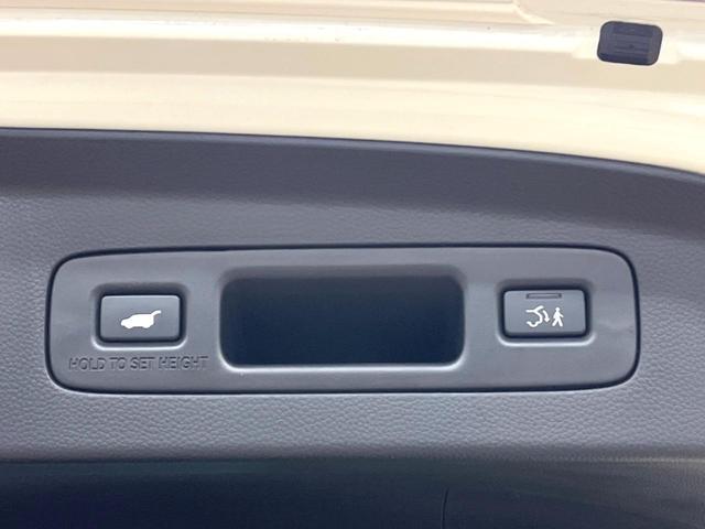 ヴェゼル ｅ：ＨＥＶ　Ｚ　禁煙車　９インチホンダコネクトディスプレイ　バックカメラ　ＬＥＤヘッドライト　シートヒーター　ホンダセンシング　アダプティブクルーズ　ＥＴＣ　純正１８インチアルミ（6枚目）