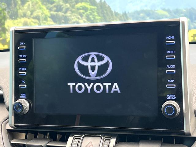 �y�X�C���`�@�f�B�X�v���C�I�[�f�B�I�z���ʃf�B�X�v���C�ւ������̃X�}�[�g�t�H���ƘA�g���āA�i�r�₂�����������������ł̉��y�Đ����\�ł���f�U�C���͂�����񑀍쐫���ǍD�I�ʓr�i�r�@�\�̎�t�\�ł���