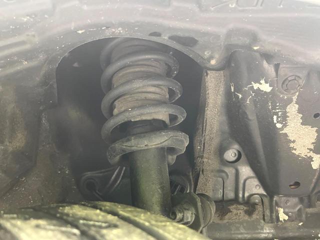 ルーミー カスタムＧ　Ｓ　禁煙車　純正ナビ　バックカメラ　フルセグ　ＣＤ／ＤＶＤ／Ｂｌｕｅｔｏｏｔｈ　衝突軽減装置　クルーズコントロール　ＬＥＤヘッド／フォグライト　オートライト　両側電動スライドドア　オートエアコン　ＥＴＣ（20枚目）