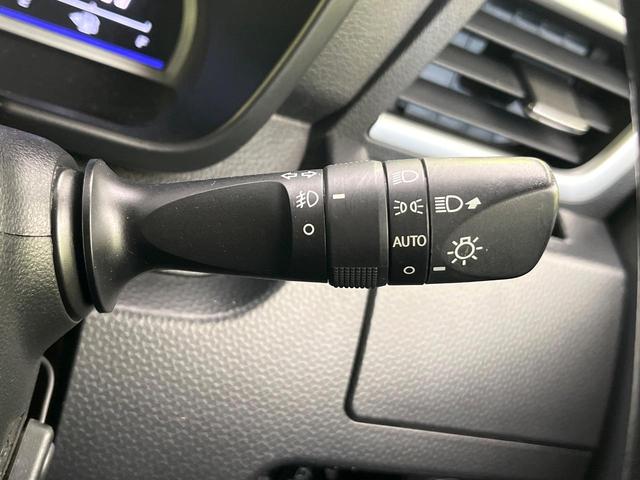 ルーミー カスタムＧ　Ｓ　禁煙車　純正ナビ　バックカメラ　フルセグ　ＣＤ／ＤＶＤ／Ｂｌｕｅｔｏｏｔｈ　衝突軽減装置　クルーズコントロール　ＬＥＤヘッド／フォグライト　オートライト　両側電動スライドドア　オートエアコン　ＥＴＣ（24枚目）