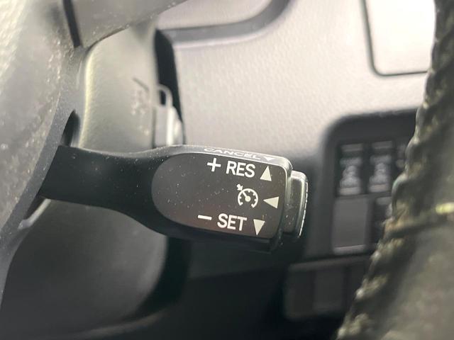 ルーミー カスタムＧ　Ｓ　禁煙車　純正ナビ　バックカメラ　フルセグ　ＣＤ／ＤＶＤ／Ｂｌｕｅｔｏｏｔｈ　衝突軽減装置　クルーズコントロール　ＬＥＤヘッド／フォグライト　オートライト　両側電動スライドドア　オートエアコン　ＥＴＣ（27枚目）