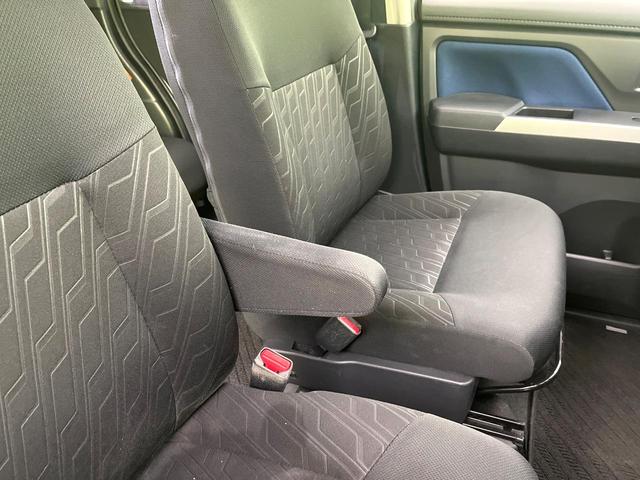 ルーミー カスタムＧ　Ｓ　禁煙車　純正ナビ　バックカメラ　フルセグ　ＣＤ／ＤＶＤ／Ｂｌｕｅｔｏｏｔｈ　衝突軽減装置　クルーズコントロール　ＬＥＤヘッド／フォグライト　オートライト　両側電動スライドドア　オートエアコン　ＥＴＣ（31枚目）