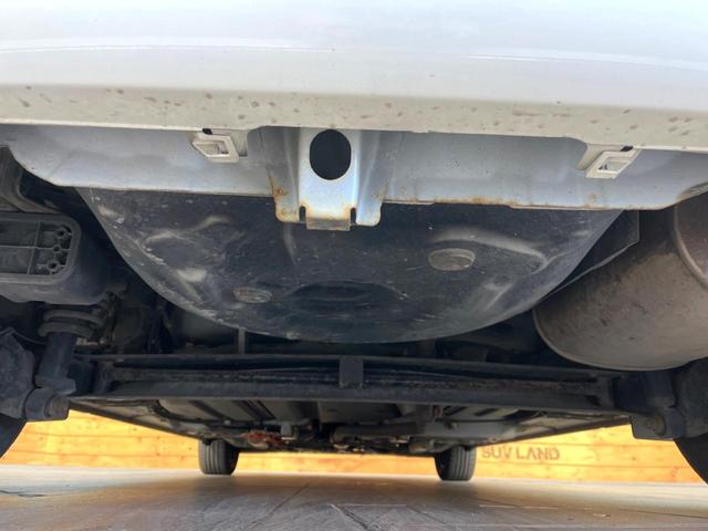 シエンタ ハイブリッドＧ　禁煙車　両側電動ドア　ＳＤナビ　バックカメラ　１００Ｖ電源　７人乗り　スマートキー　ＨＩＤヘッド　ＥＴＣ　オートエアコン　ＣＤ　ＤＶＤ再生　エコモード　ＥＶモード　１５インチスチールホイール（19枚目）