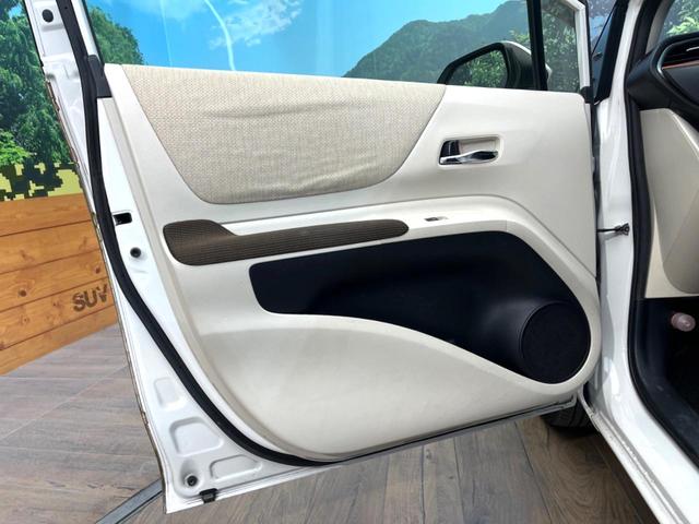 シエンタ ハイブリッドＧ　禁煙車　両側電動ドア　ＳＤナビ　バックカメラ　１００Ｖ電源　７人乗り　スマートキー　ＨＩＤヘッド　ＥＴＣ　オートエアコン　ＣＤ　ＤＶＤ再生　エコモード　ＥＶモード　１５インチスチールホイール（32枚目）