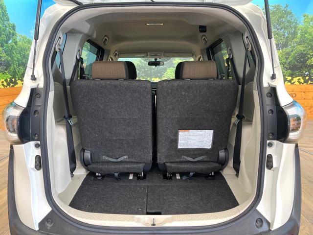 シエンタ ハイブリッドＧ　禁煙車　両側電動ドア　ＳＤナビ　バックカメラ　１００Ｖ電源　７人乗り　スマートキー　ＨＩＤヘッド　ＥＴＣ　オートエアコン　ＣＤ　ＤＶＤ再生　エコモード　ＥＶモード　１５インチスチールホイール（34枚目）