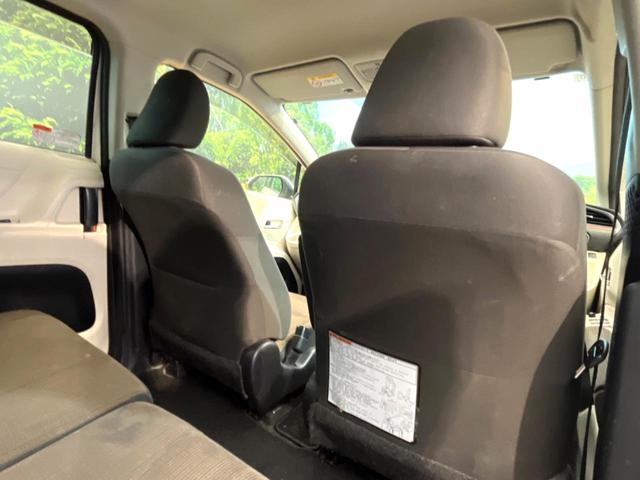 シエンタ ハイブリッドＧ　禁煙車　両側電動ドア　ＳＤナビ　バックカメラ　１００Ｖ電源　７人乗り　スマートキー　ＨＩＤヘッド　ＥＴＣ　オートエアコン　ＣＤ　ＤＶＤ再生　エコモード　ＥＶモード　１５インチスチールホイール（36枚目）