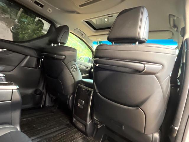 アルファード ２．５Ｓ　Ｃパッケージ　禁煙車　フルエアロ　サンルーフ　両側電動ドア　純正ＳＤナビ　後席モニター　バックカメラ　トヨタセーフティ　電動リアゲート　レザーシート　前席シートエアコン　ドラレコ　コーナーセンサー　スマートキー（43枚目）