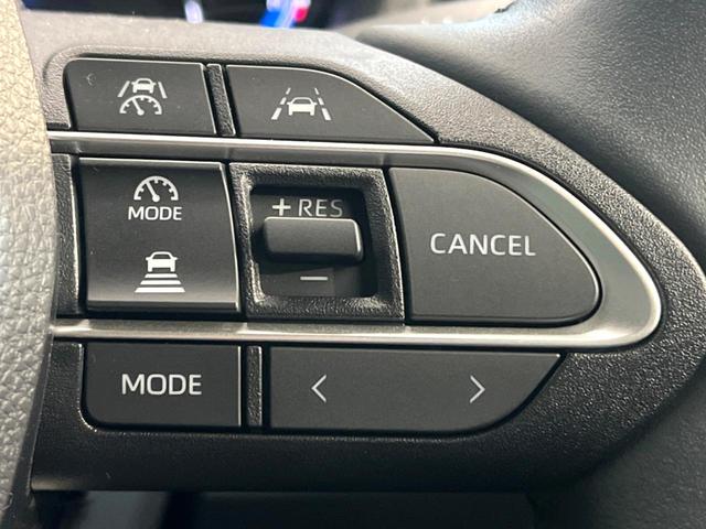 �y���[�_�[�N���[�Y�R���g���[���z�������H�ł̒��������s���y�ɁI�I�����ő��x��ۂN���[�Y�R���g���[�����A�Փˌy���V�X�e���ƘA�g���A�O���̎ԗ������m���ĎԊԂ�ۂ悤�ɑ��x���߂��Ă���܂��I�I