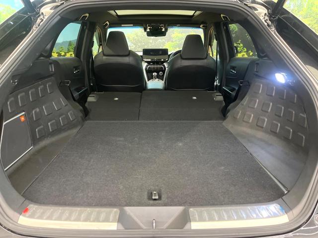 ハリアー Ｚ　レザーパッケージ　ガラスルーフ　後席モニター　全周囲カメラ　ＪＢＬサウンド　衝突被害軽減システム　レーダークルーズ　電動リアゲート　レザーシート　前席シートエアコン　コーナーセンサー　スマートキー　ＬＥＤヘッド（10枚目）