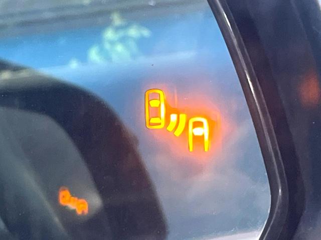 ハリアー Ｚ　レザーパッケージ　ガラスルーフ　後席モニター　全周囲カメラ　ＪＢＬサウンド　衝突被害軽減システム　レーダークルーズ　電動リアゲート　レザーシート　前席シートエアコン　コーナーセンサー　スマートキー　ＬＥＤヘッド（32枚目）