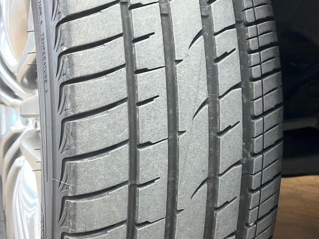 ハリアー Ｚ　レザーパッケージ　ガラスルーフ　後席モニター　全周囲カメラ　ＪＢＬサウンド　衝突被害軽減システム　レーダークルーズ　電動リアゲート　レザーシート　前席シートエアコン　コーナーセンサー　スマートキー　ＬＥＤヘッド（37枚目）