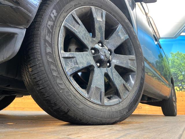 デリカD:5 D パワーパッケージ 4WD ディーゼル(軽油) 両側電動ドア 純正SDナビ 後席モニター バックカメラ ターボ スマートキー HIDヘッド ビルトインETC 純正18インチアルミ オートライト オートエアコン(14枚目)