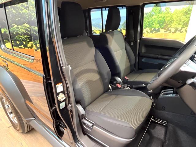 ジムニーノマド ＦＣ　４ＷＤ　禁煙車　スズキセーフティサポート　レーダークルーズ　コーナーセンサー　スマートキー　ＬＥＤヘッド　純正１５インチアルミ　オートハイビーム　車線逸脱警報　オートライト　オートエアコン（8枚目）