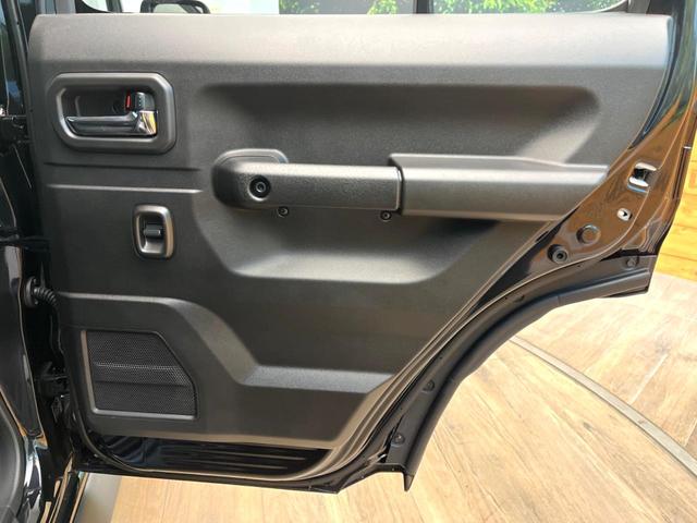 ジムニーノマド ＦＣ　４ＷＤ　禁煙車　スズキセーフティサポート　レーダークルーズ　コーナーセンサー　スマートキー　ＬＥＤヘッド　純正１５インチアルミ　オートハイビーム　車線逸脱警報　オートライト　オートエアコン（32枚目）