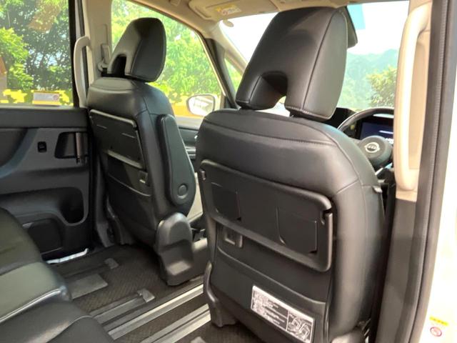 セレナ ハイウェイスターV 禁煙車 衝突被害軽減システム 両側パワースライドドア 全周囲カメラ LEDヘッドライト プロパイロット ETC2.0 ブラインドスポットモニター 純正ナビ 三列シート クリアランスソナー(35枚目)