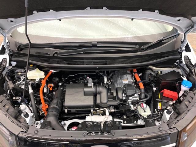 フリード ｅ：ＨＥＶエアー　ＥＸ　登録済未使用車　両側電動ドア　衝突被害軽減システム　レーダークルーズ　コーナーセンサー　スマートキー　ＬＥＤヘッド　純正１５インチアルミ　車線逸脱警報　オートライト　デュアルエアコン（18枚目）