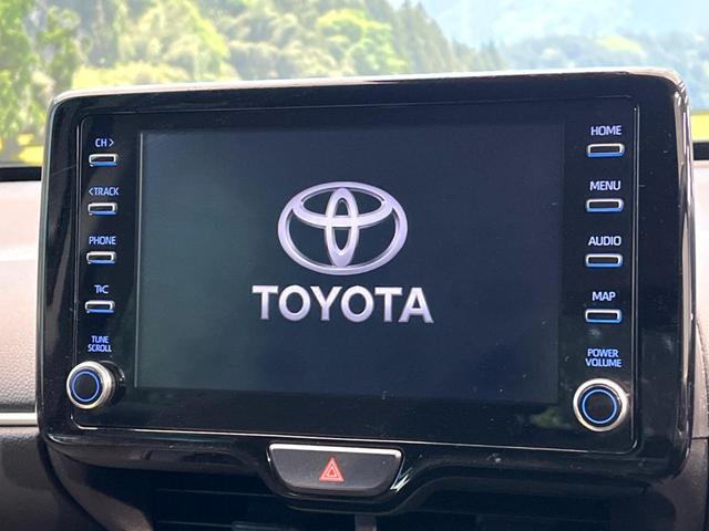 ヤリスクロス ハイブリッドZ 禁煙車 全周囲カメラ 衝突被害軽減システム レーダークルーズ ハーフレザーシート パワーシート コーナーセンサー スマートキー LEDヘッド 純正18インチアルミ オートハイビーム 車線逸脱警報(4枚目)