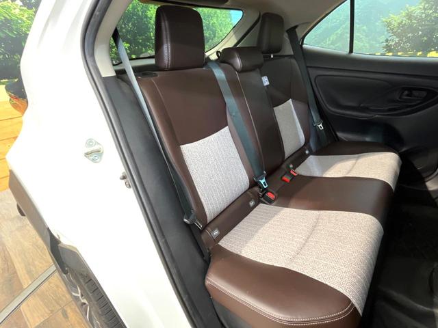 ヤリスクロス ハイブリッドZ 禁煙車 全周囲カメラ 衝突被害軽減システム レーダークルーズ ハーフレザーシート パワーシート コーナーセンサー スマートキー LEDヘッド 純正18インチアルミ オートハイビーム 車線逸脱警報(9枚目)