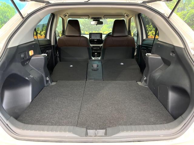 ヤリスクロス ハイブリッドZ 禁煙車 全周囲カメラ 衝突被害軽減システム レーダークルーズ ハーフレザーシート パワーシート コーナーセンサー スマートキー LEDヘッド 純正18インチアルミ オートハイビーム 車線逸脱警報(10枚目)