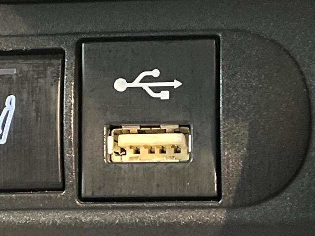 ヤリスクロス ハイブリッドZ 禁煙車 全周囲カメラ 衝突被害軽減システム レーダークルーズ ハーフレザーシート パワーシート コーナーセンサー スマートキー LEDヘッド 純正18インチアルミ オートハイビーム 車線逸脱警報(51枚目)