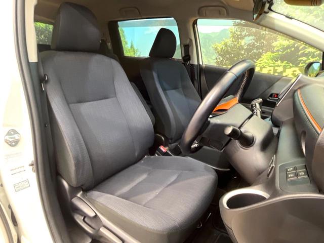 シエンタ Ｇ　両側電動ドア　エアロ　衝突被害軽減システム　ＳＤナビ　バックカメラ　スマートキー　ＬＥＤヘッド　ビルトインＥＴＣ　純正１５インチアルミ　オートハイビーム　車線逸脱警報　オートライト　オートエアコン（8枚目）