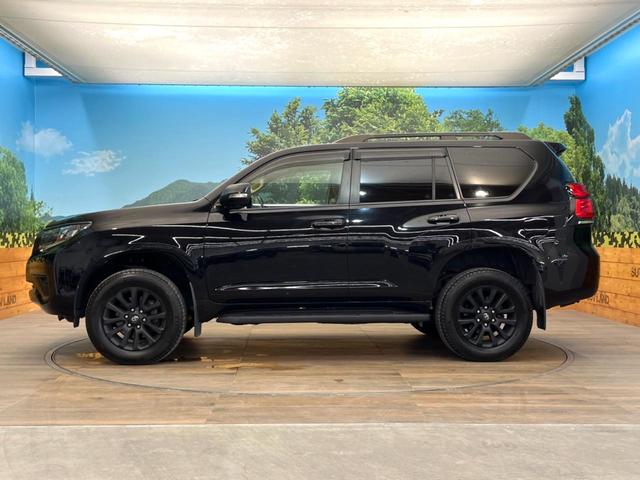 ランドクルーザープラド TX Lパッケージ マットブラックエディション 4WD サンルーフ 全周囲カメラ 衝突被害軽減システム レーダークルーズ レザーシート 前席シートエアコン ドラレコ コーナーセンサー スマートキー LEDヘッド ETC2.0 純正18インチアルミ(26枚目)