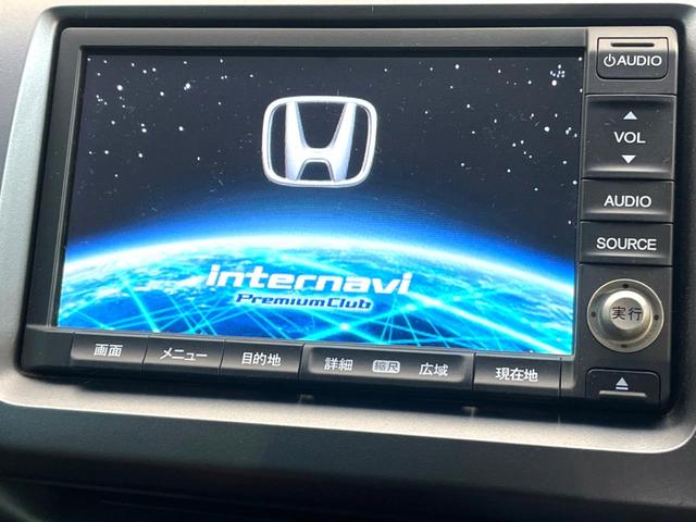 �y�����i�r�z�l�C�̏����i�r�𑕔����Ă���܂��B�i�r�̎g���₷���͂������A�I�[�f�B�I�@�\���[���I�L�����v�◷�s�͂������A�ʋ΂┃�����ȂǕ��i�̃h���C�u���y�����Ȃ�͂���