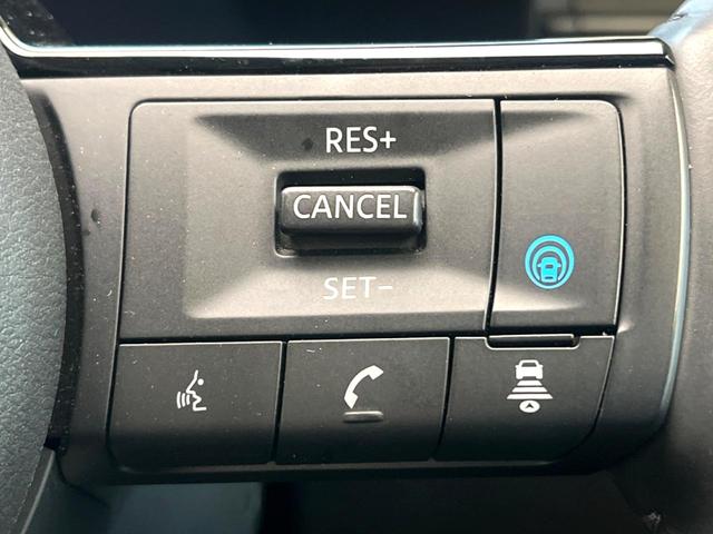 セレナ ｅ－パワー　ハイウェイスターＶ　両側電動ドア　全周囲カメラ　衝突被害軽減システム　レーダークルーズ　コーナーセンサー　スマートキー　ＬＥＤヘッド　ＥＴＣ２．０　純正１６インチアルミ　車線逸脱警報　オートライト　デュアルエアコン（6枚目）