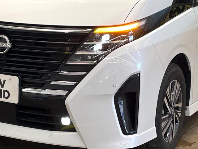 セレナ ｅ－パワー　ハイウェイスターＶ　両側電動ドア　全周囲カメラ　衝突被害軽減システム　レーダークルーズ　コーナーセンサー　スマートキー　ＬＥＤヘッド　ＥＴＣ２．０　純正１６インチアルミ　車線逸脱警報　オートライト　デュアルエアコン（13枚目）