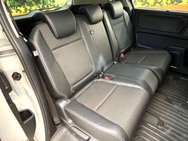 フリード＋ Ｇ・ホンダセンシング　純正９インチナビ　バックカメラ　両側電動スライドドア　ホンダセンシング　アダプティブクルーズ　ＥＴＣ　スマートキー　ＬＥＤヘッドライト　クリアランスソナー　車線逸脱防止　５人乗り　革巻きステアリング（9枚目）