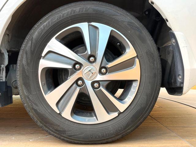 フリード＋ Ｇ・ホンダセンシング　純正９インチナビ　バックカメラ　両側電動スライドドア　ホンダセンシング　アダプティブクルーズ　ＥＴＣ　スマートキー　ＬＥＤヘッドライト　クリアランスソナー　車線逸脱防止　５人乗り　革巻きステアリング（30枚目）