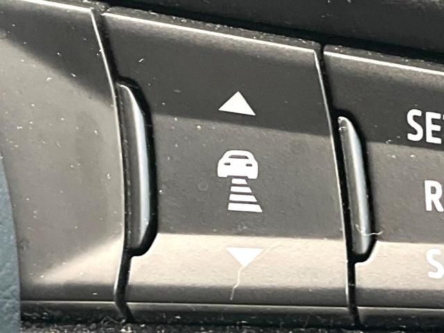 �y�}�c�_�E���[�_�[�N���[�Y�R���g���[���z�������H�ł̒��������s���y�ɁI�����ő��x��ۂN���[�Y�R���g���[�����A�Փˌy���V�X�e���ƘA�g���A�O���̎ԗ������m���ĎԊԂ�ۂ悤�ɑ��x���߂��Ă���܂��I�I